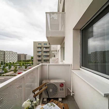 Balcony Near Airport W Free Parking * Bratysława