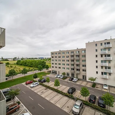 Balcony Near Airport W Free Parking Bratysława