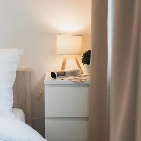Balcony Near Airport W Free Parking * Bratysława